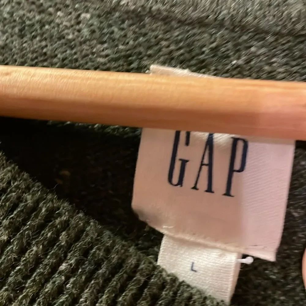NWT GAP Swester - Picture 3 of 9